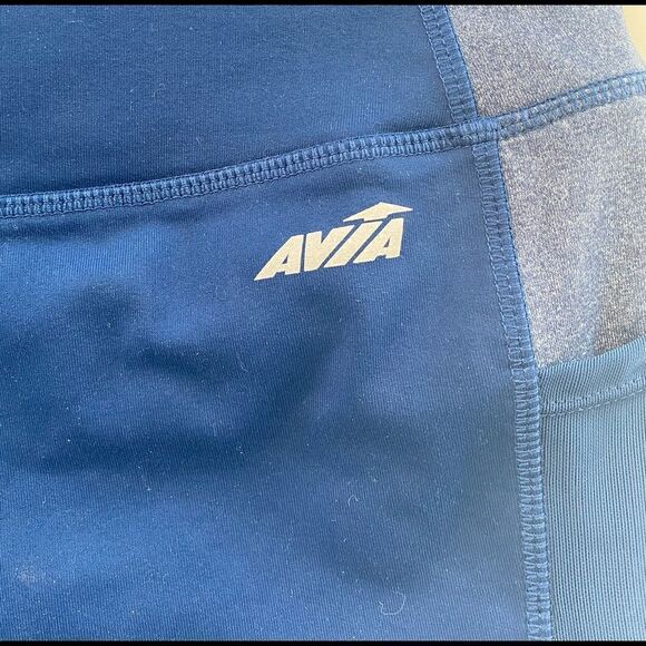 Avia Blue Two Tone Ankle Leggings Size Medium - Picture 2 of 12